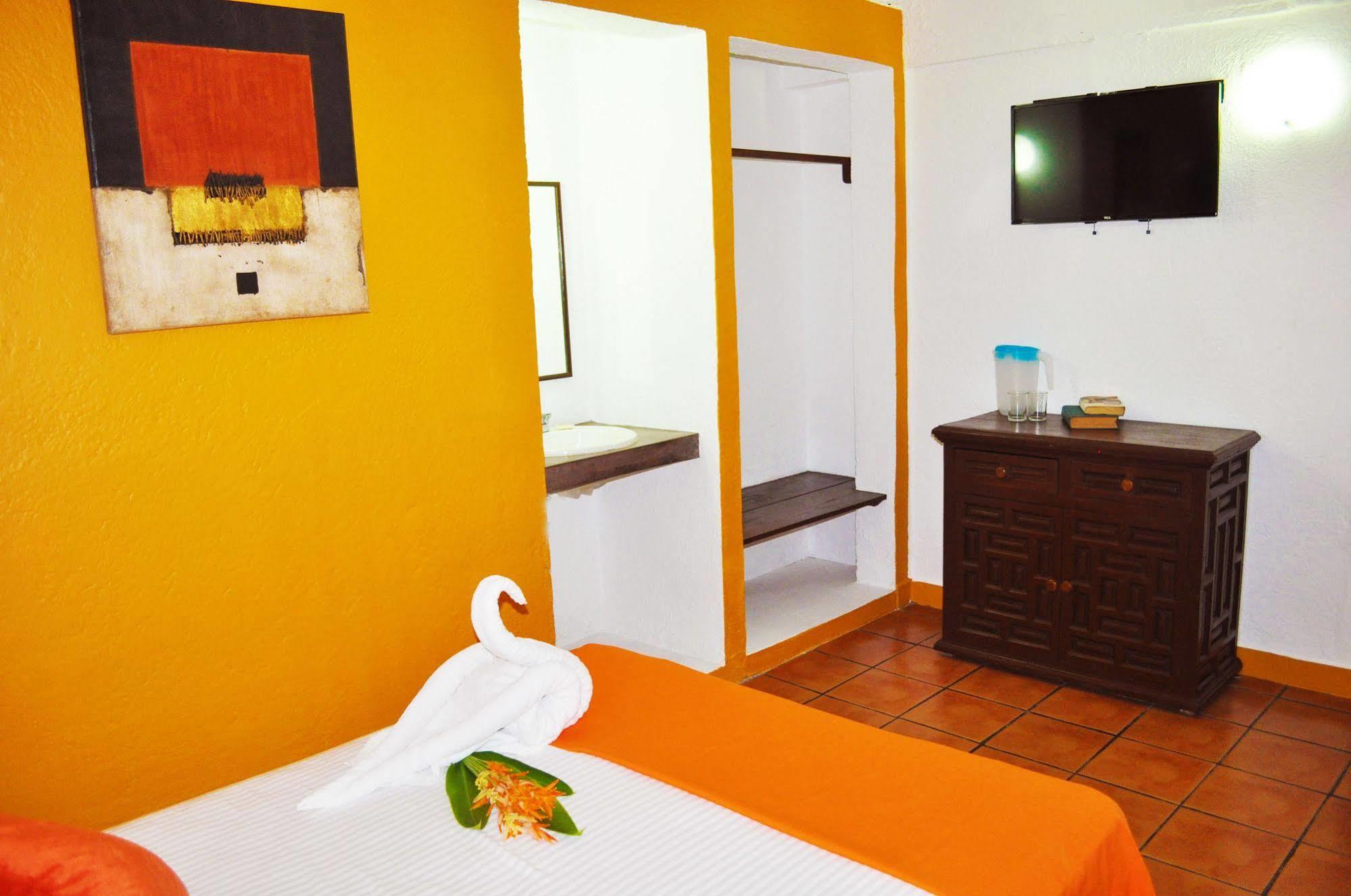 Hacienda De Vallarta Centro Hotel