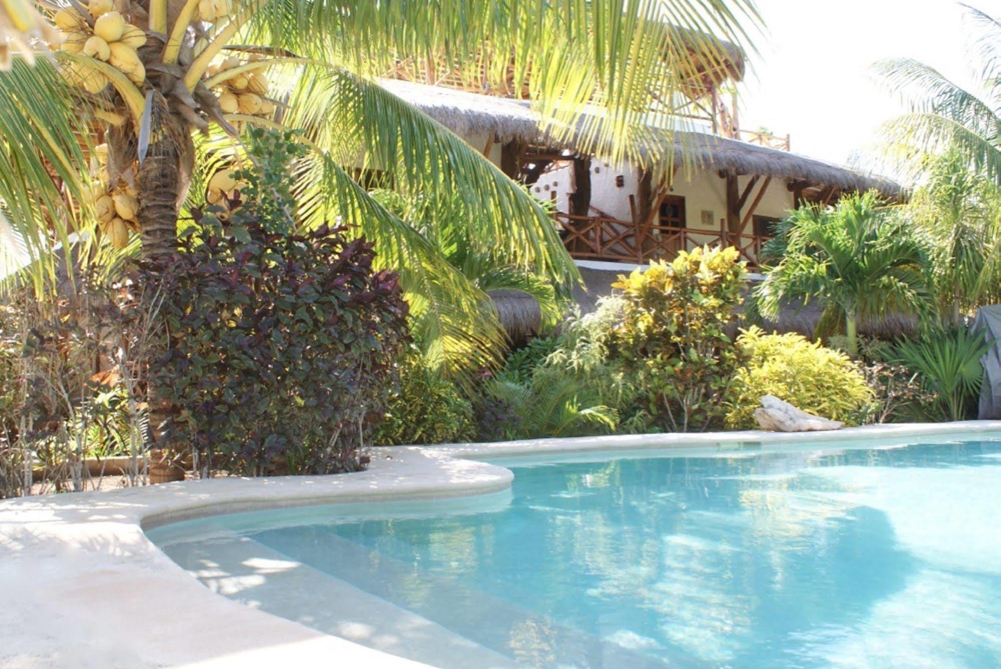 Ensueno & Club Aparthotel 4*