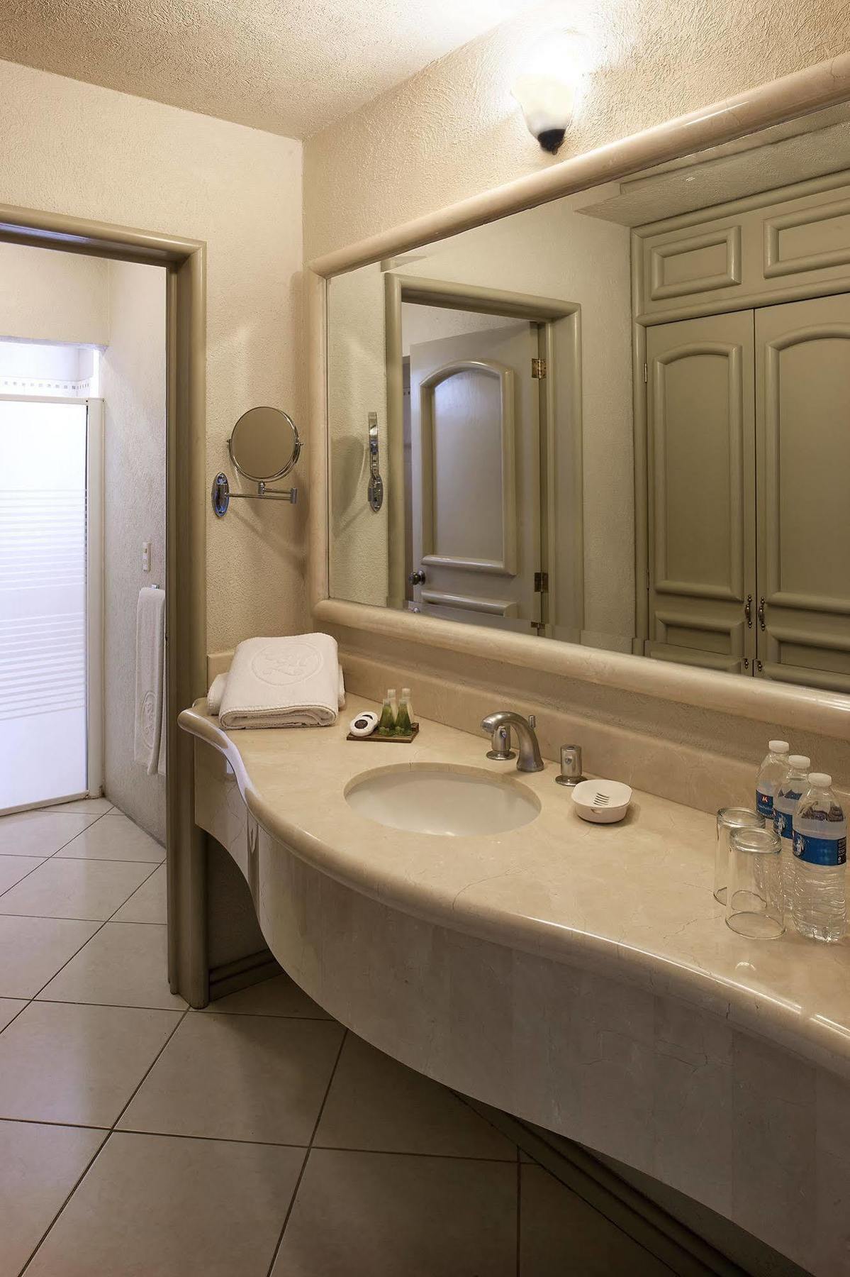 & Quinta Magna Hotel
