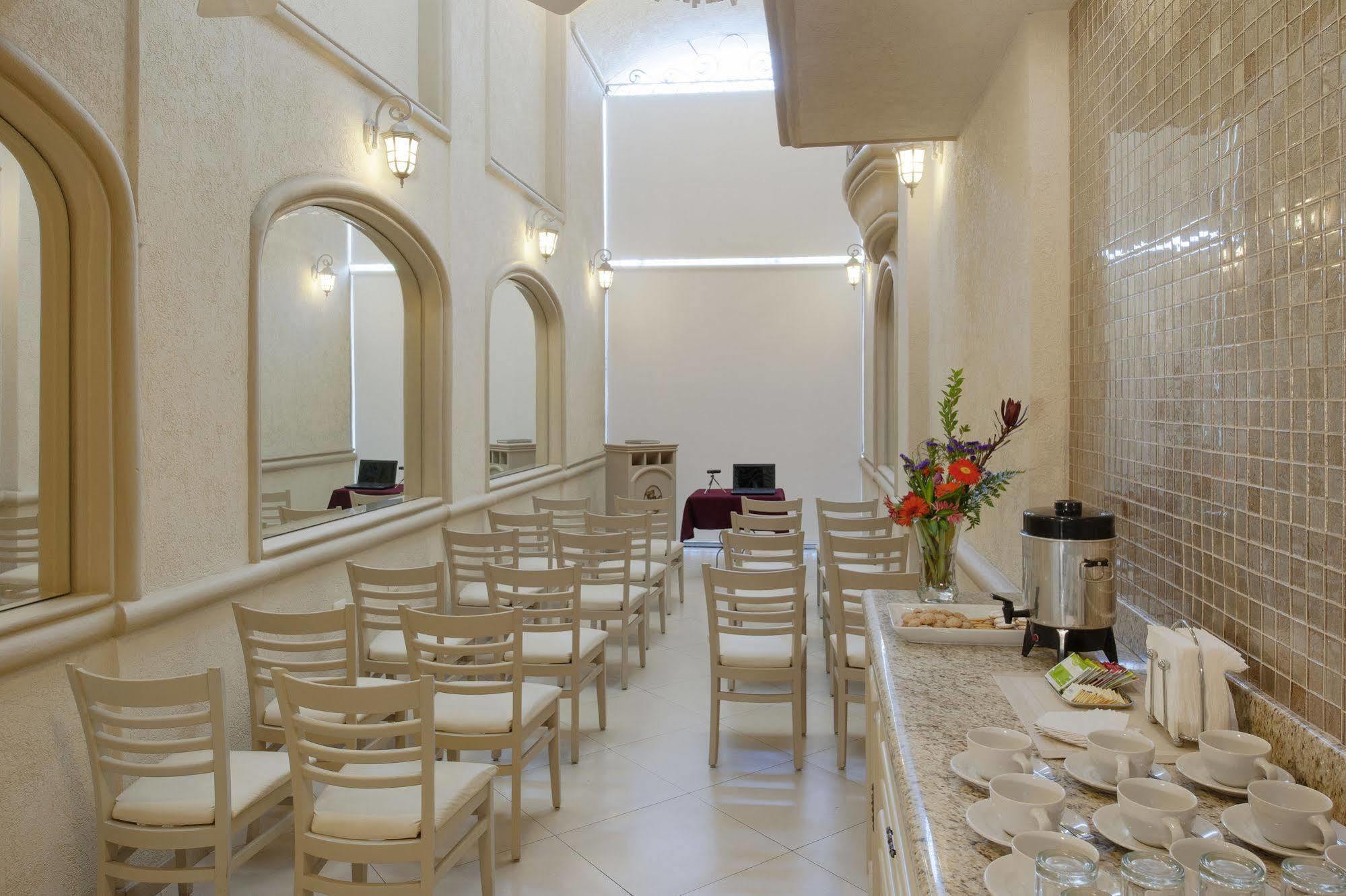 & Quinta Magna Hotel 4*