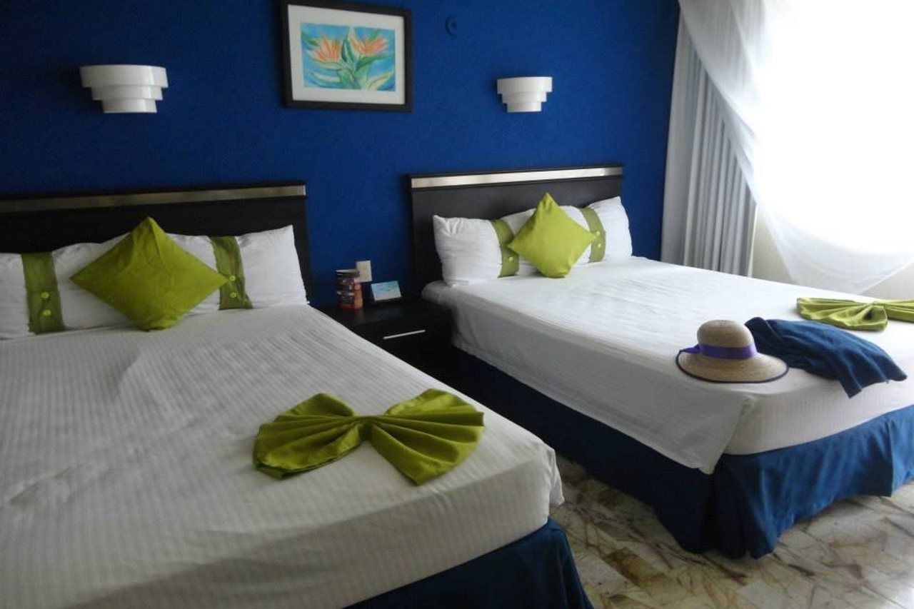 Aquamarina Resort Cancun