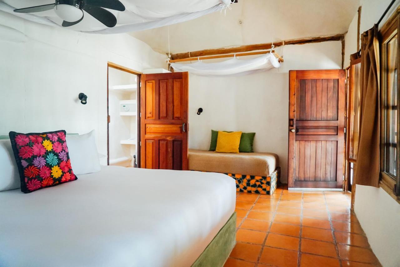 Hotel Zamas 4*