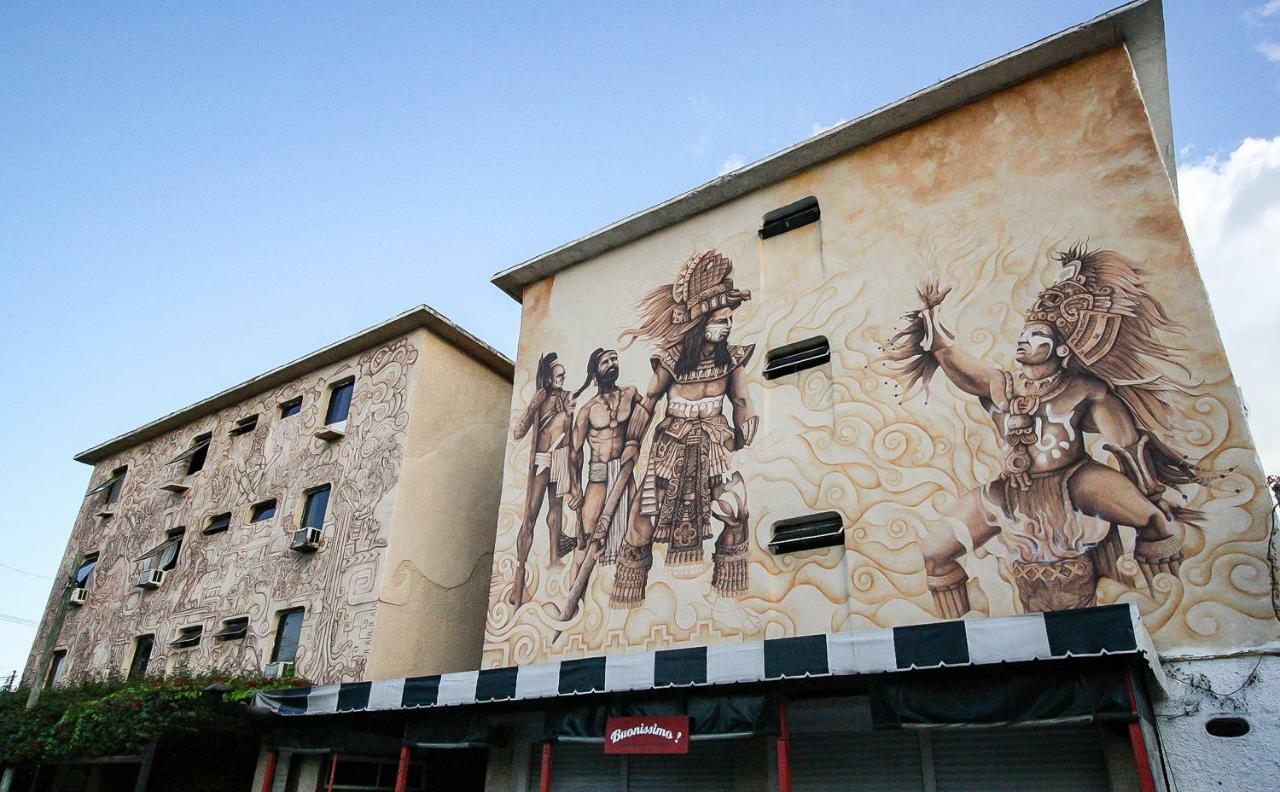 Xbalamque & Centro