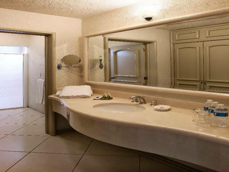 & Quinta Magna Hotel