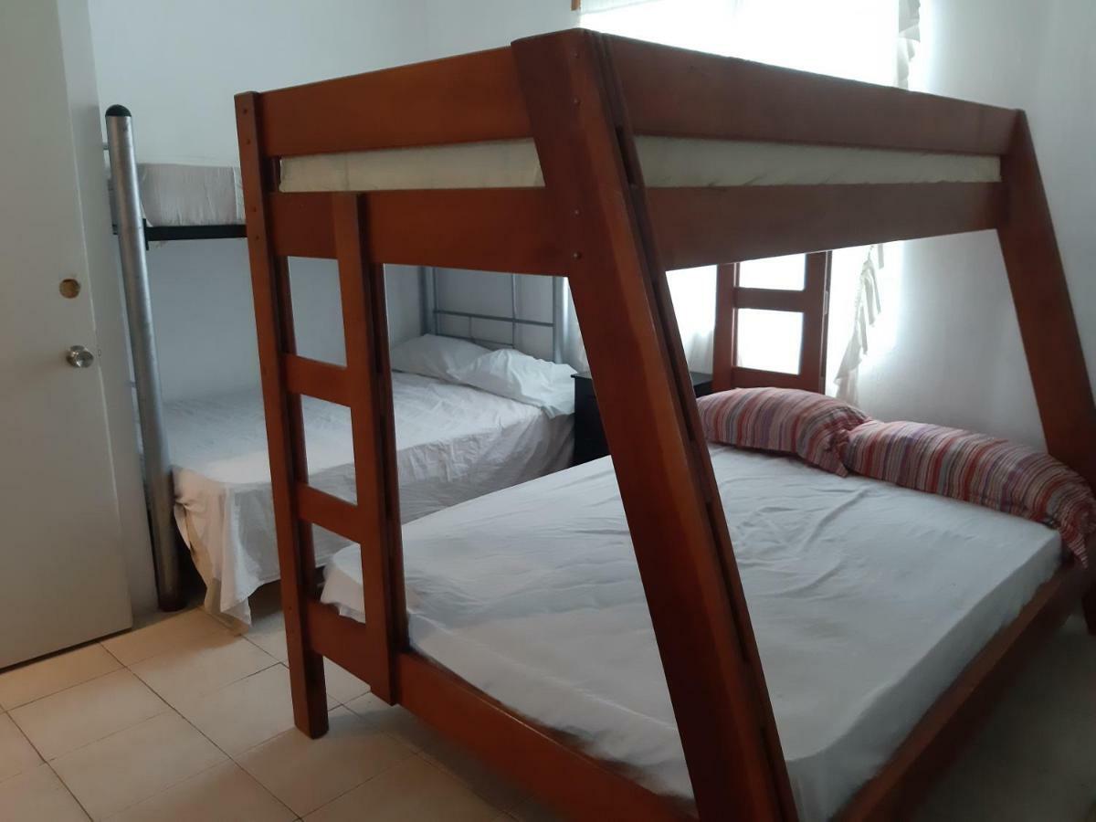 Guest house Casa A 7 Min Aeropuerto De