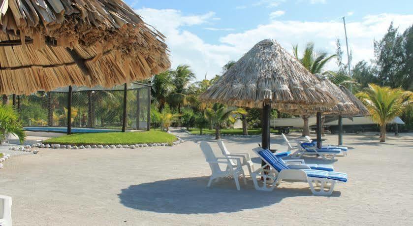 Puerto Front Hotel