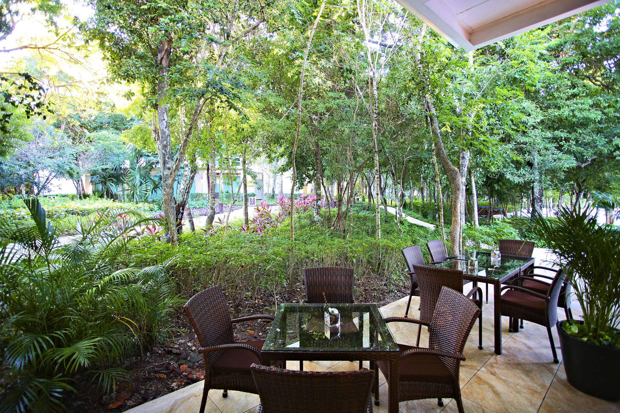 Bahia Principe Vacation - Quetzal - One-bedroom Apartment Chacalal