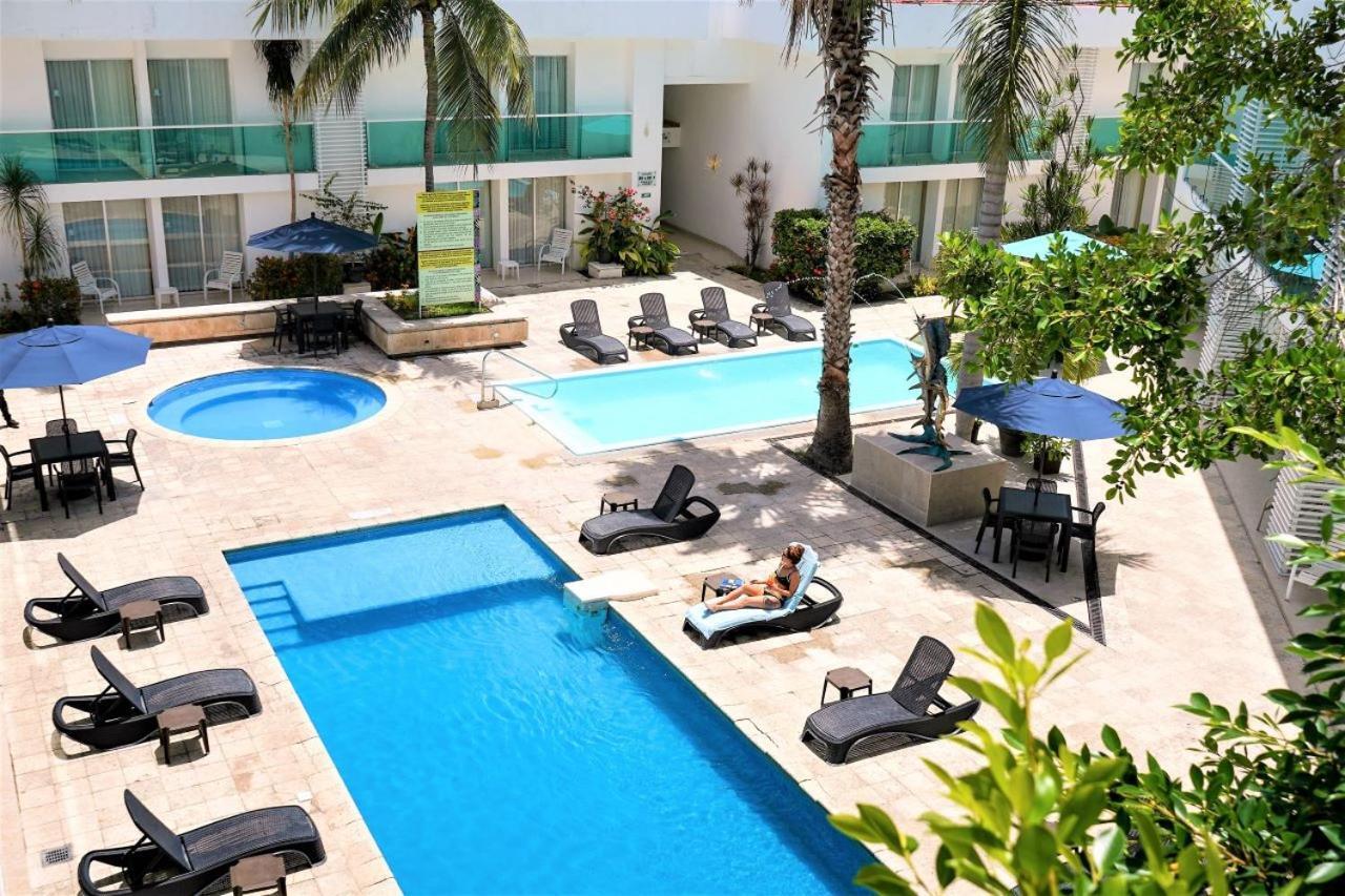 Hotel Cocos 4*