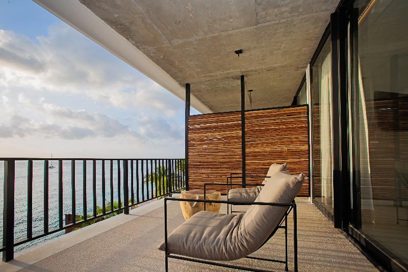 B Unique (adults Only) Hotel 5*
