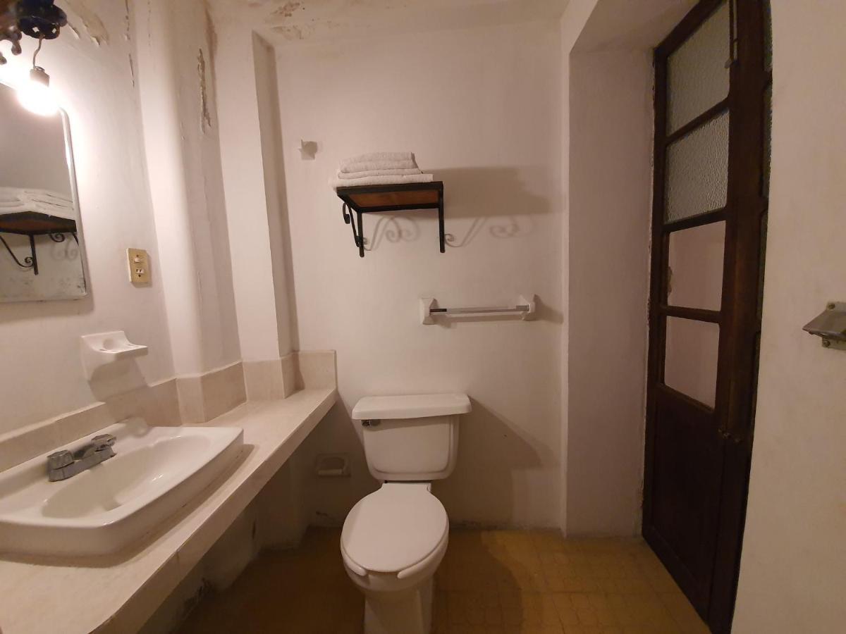Colonial Restaurante & Bar Hotel 2*