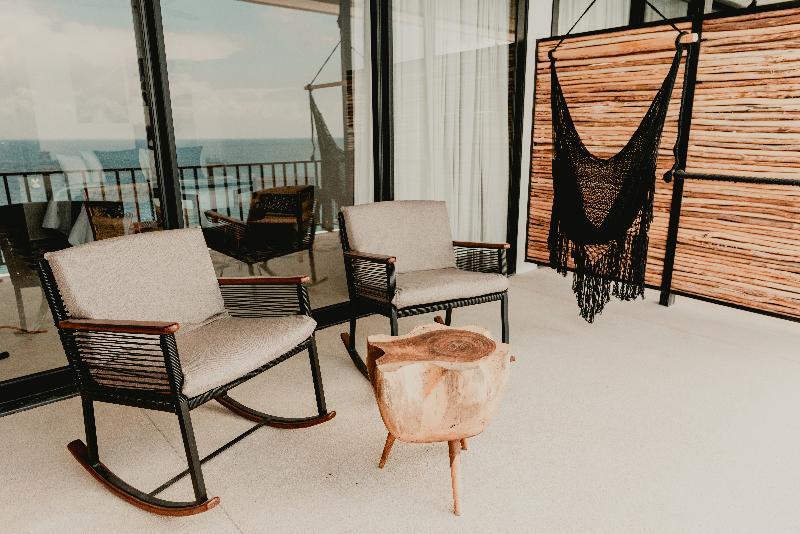 B Unique (adults Only) Hotel 5*