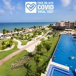 Royalton Riviera Cancun, An Autograph Collection All-Inclusive Resort & Casino (Adults Only)