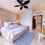 Grand Palladium White Sand Resort & Spa