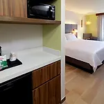 Holiday Inn Express & Suites - Playa Del Carmen By Ihg