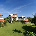 Hotel Esencia