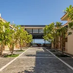 Stunning 11Bd Villa Fully Staffed, Indoor Tennis And More