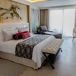 Royalton Riviera Cancun, An Autograph Collection All-Inclusive Resort & Casino (Adults Only)