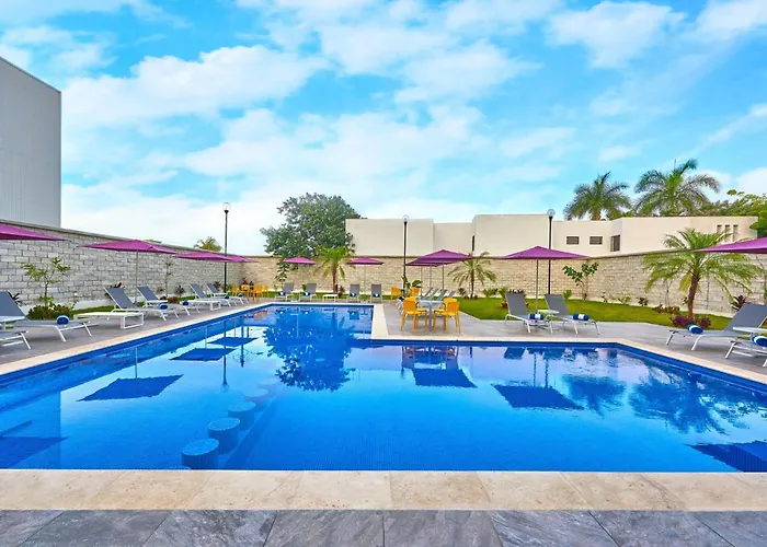 City Express By Marriott Merida