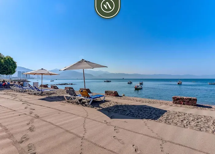 2 Bedroom Condo In Hotel - Beach - Pools - Kids Club