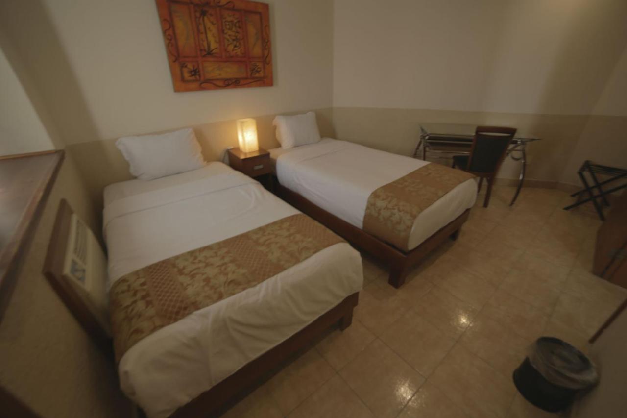 Hotel Capital Oel Regio 2*