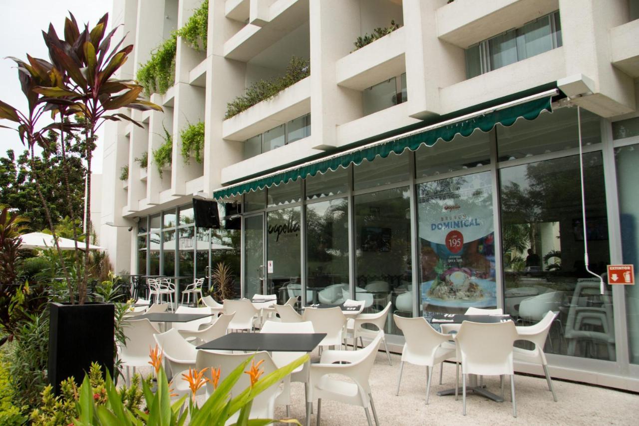 Hotel Meson De La Luna &