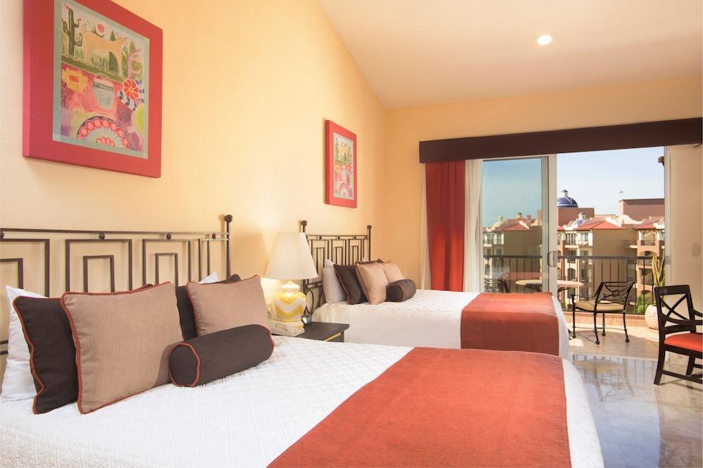 Resort Del Palmar & 4*