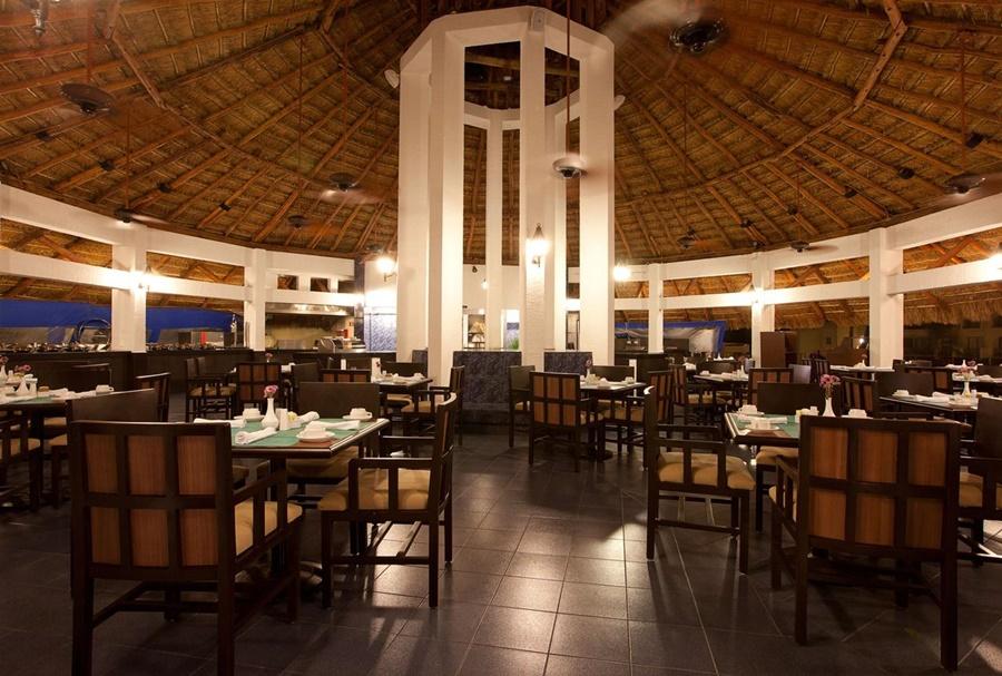 Resort Emporio Cancun