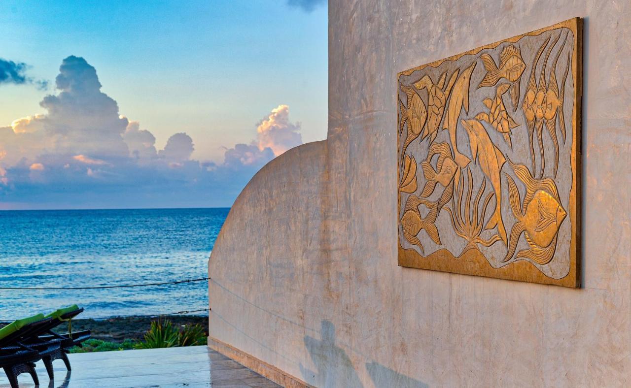 Serenity Now * Puerto Aventuras