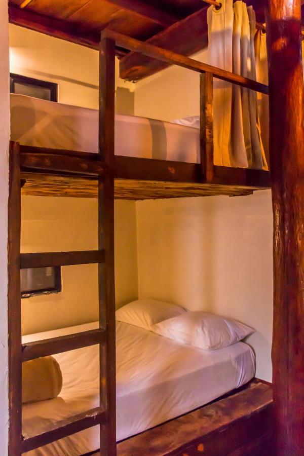 Bed & Breakfast Oostel Smart - Playa