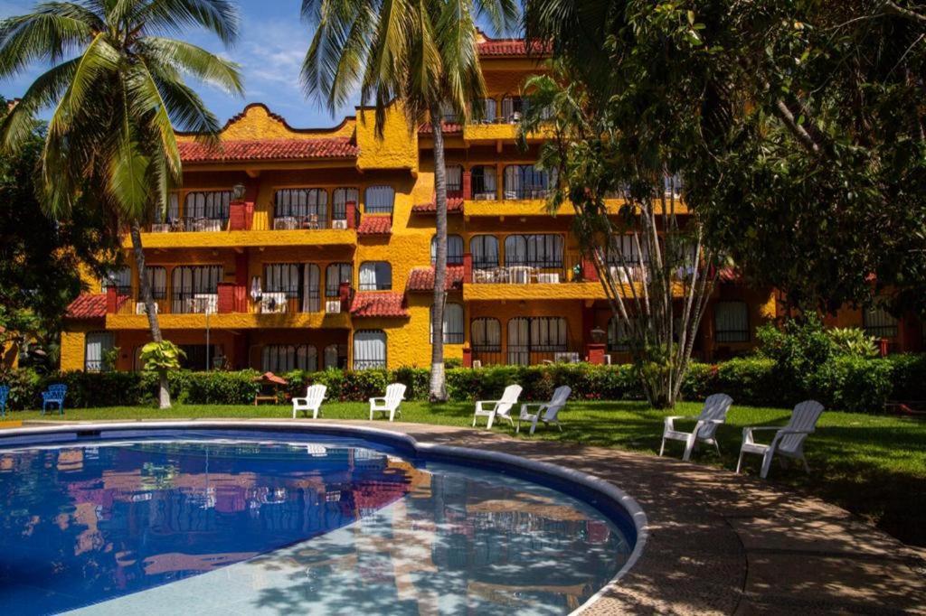 Puerta Del Mar Ixtapa Aparthotel 4*