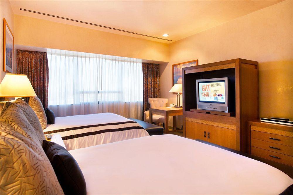 Grand 4* Tijuana