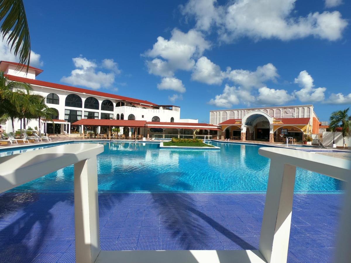 & Trademark Collection By Wyndham 4* Cozumel