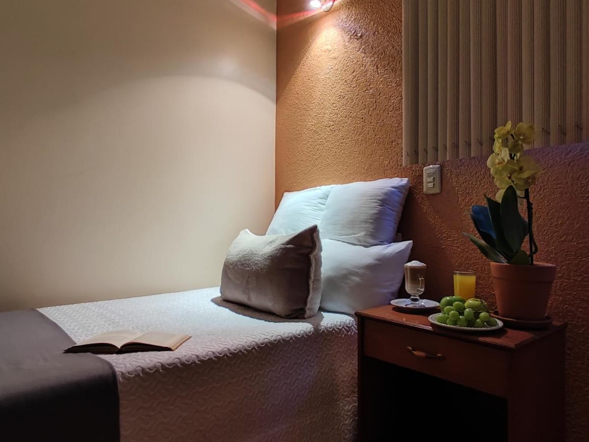 Express Quinta Soledad Guest house