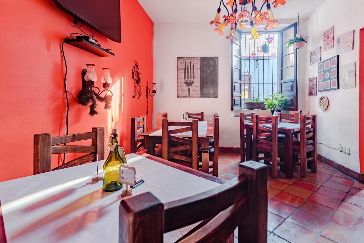 Bed & Breakfast Rosa Morada Tlaquepaque