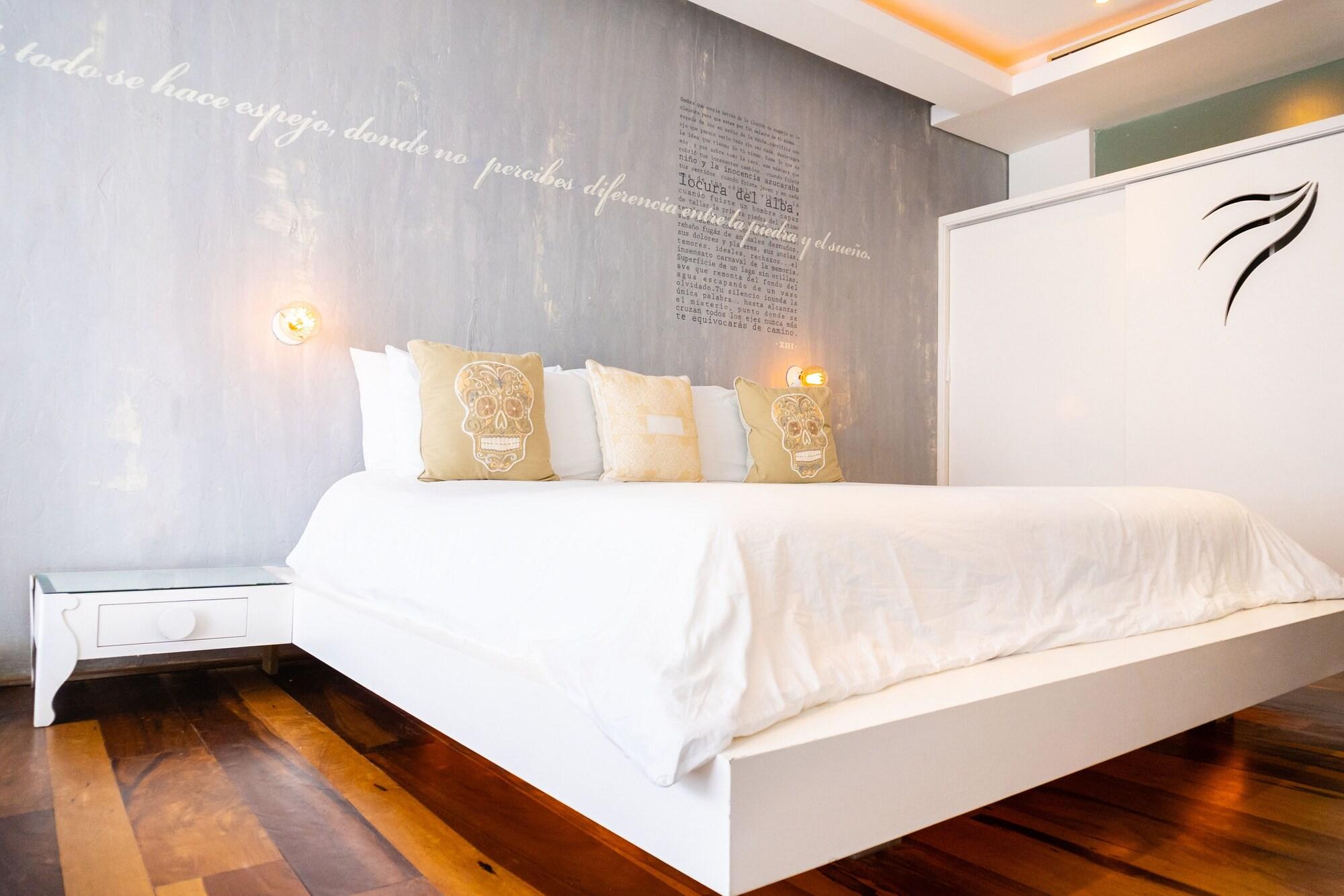 Be Playa Boutique & Rooftop Bar Hotel 4*