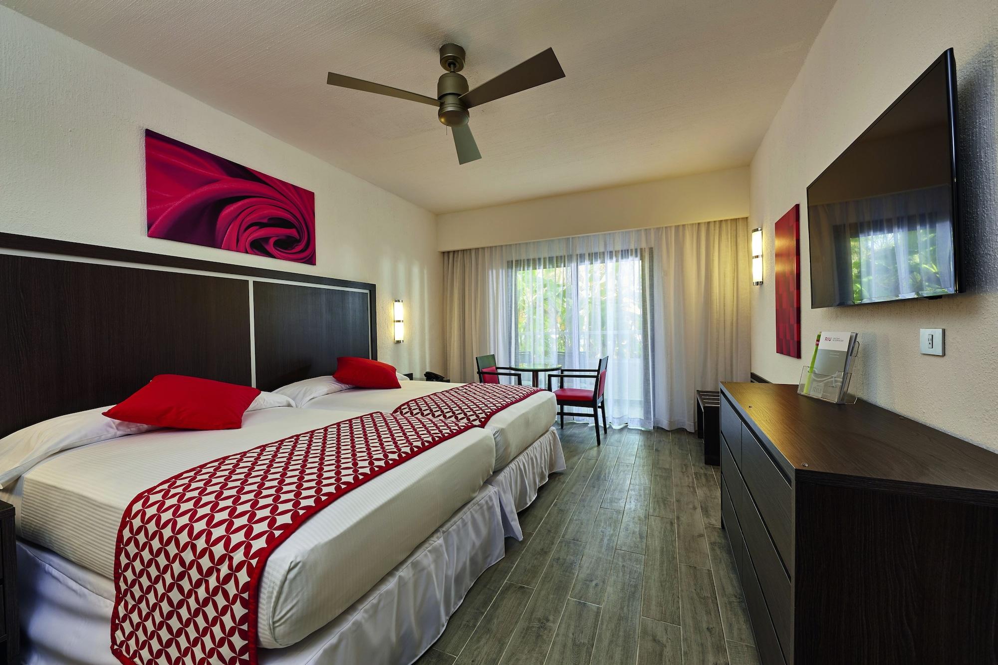 Hotel Riu Tequila