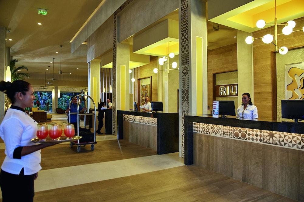Hotel Riu Tequila Playa del Carmen