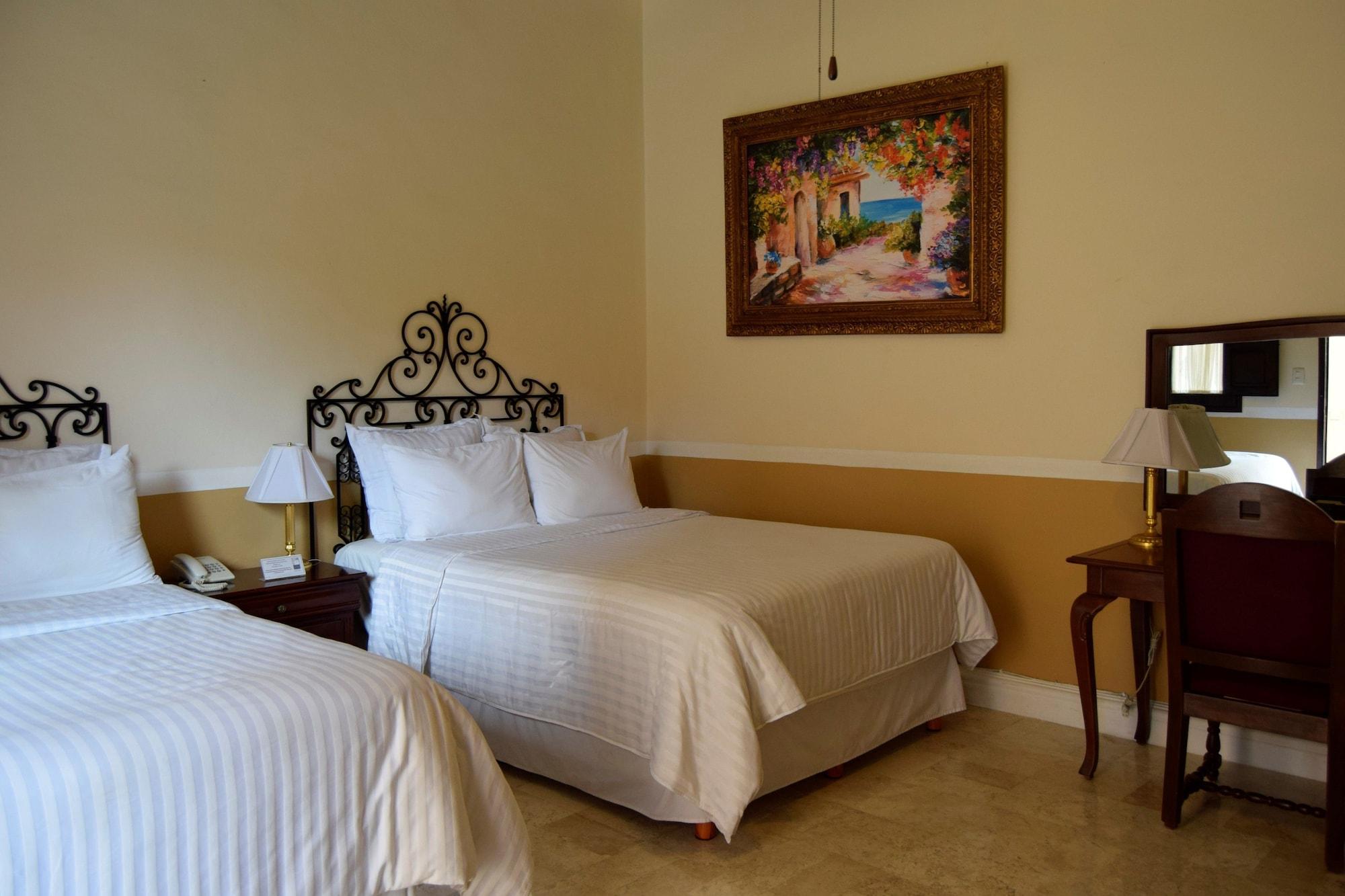 Casa Lucia Boutique Hotel 4*