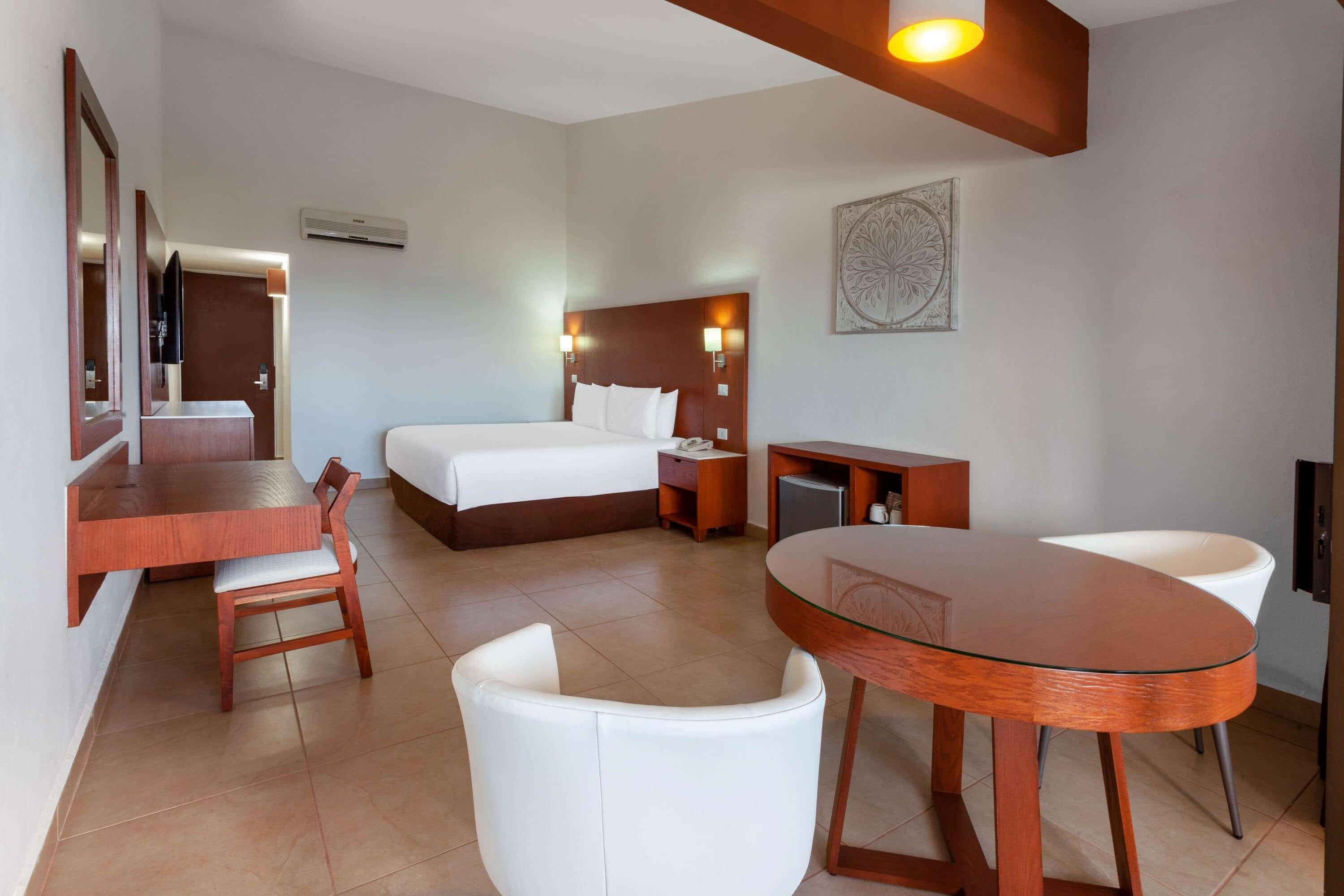Hotel & Trademark Collection By Wyndham 4*