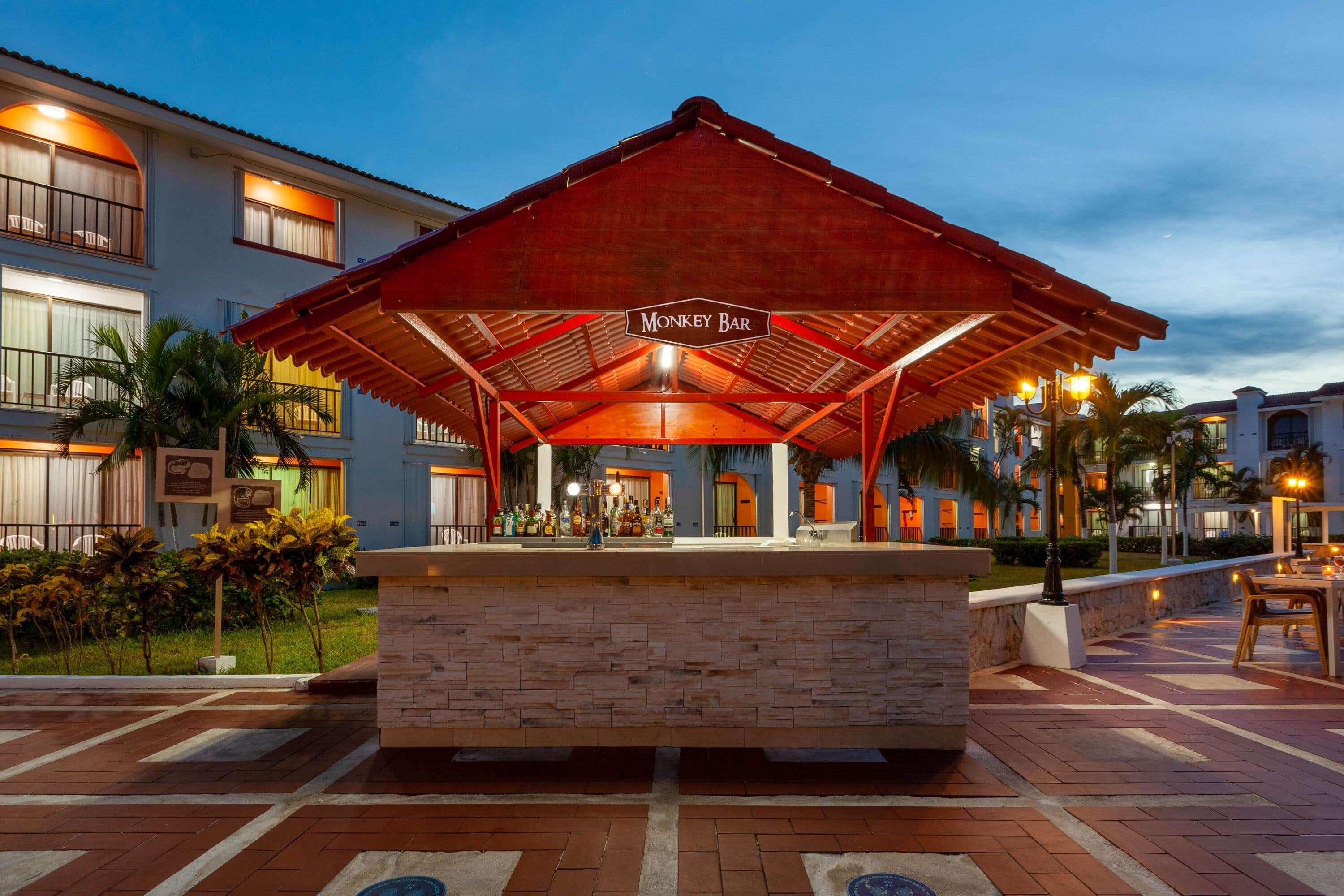 & Trademark Collection By Wyndham Hotel Cozumel