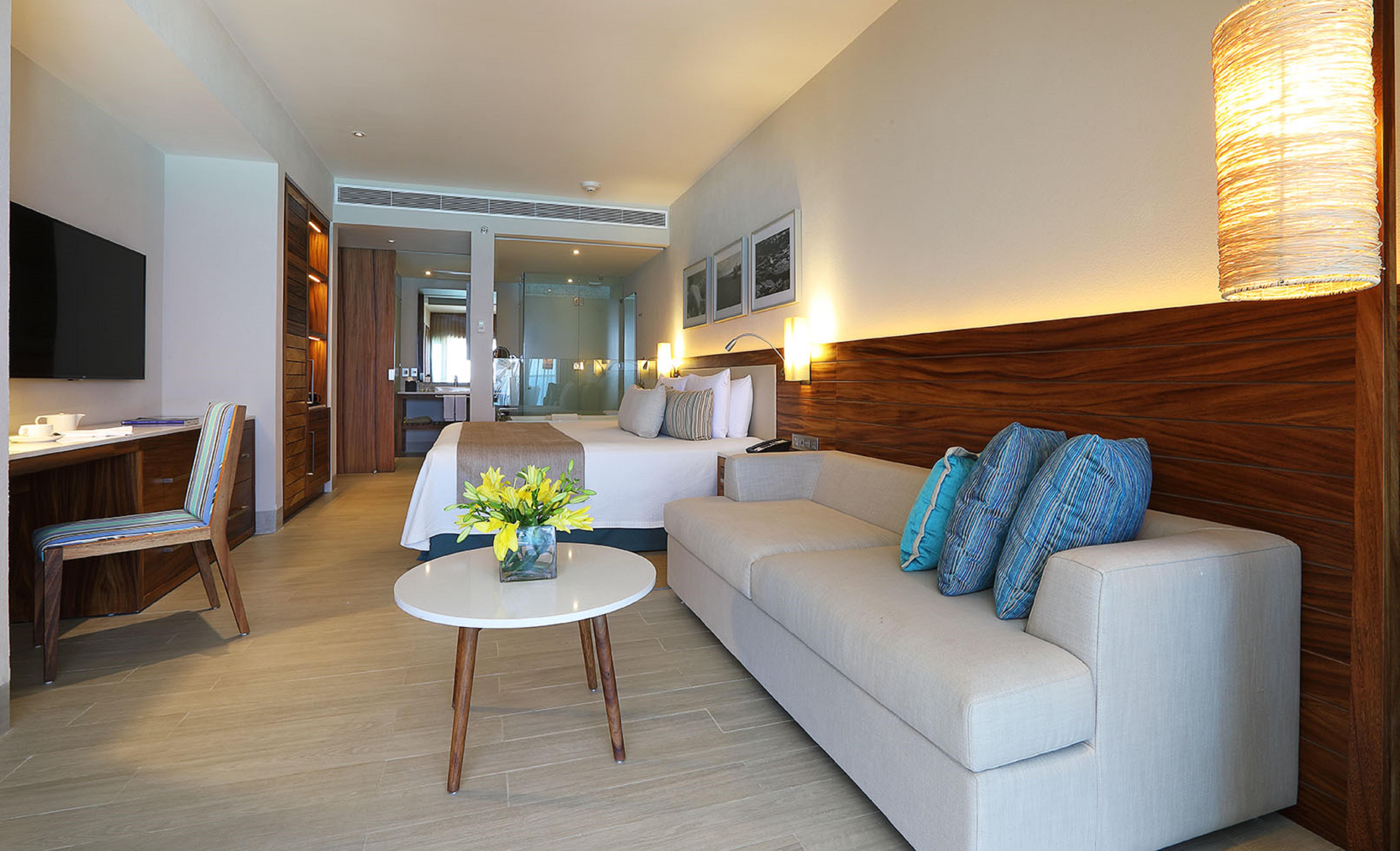Emporio Resort Cancun