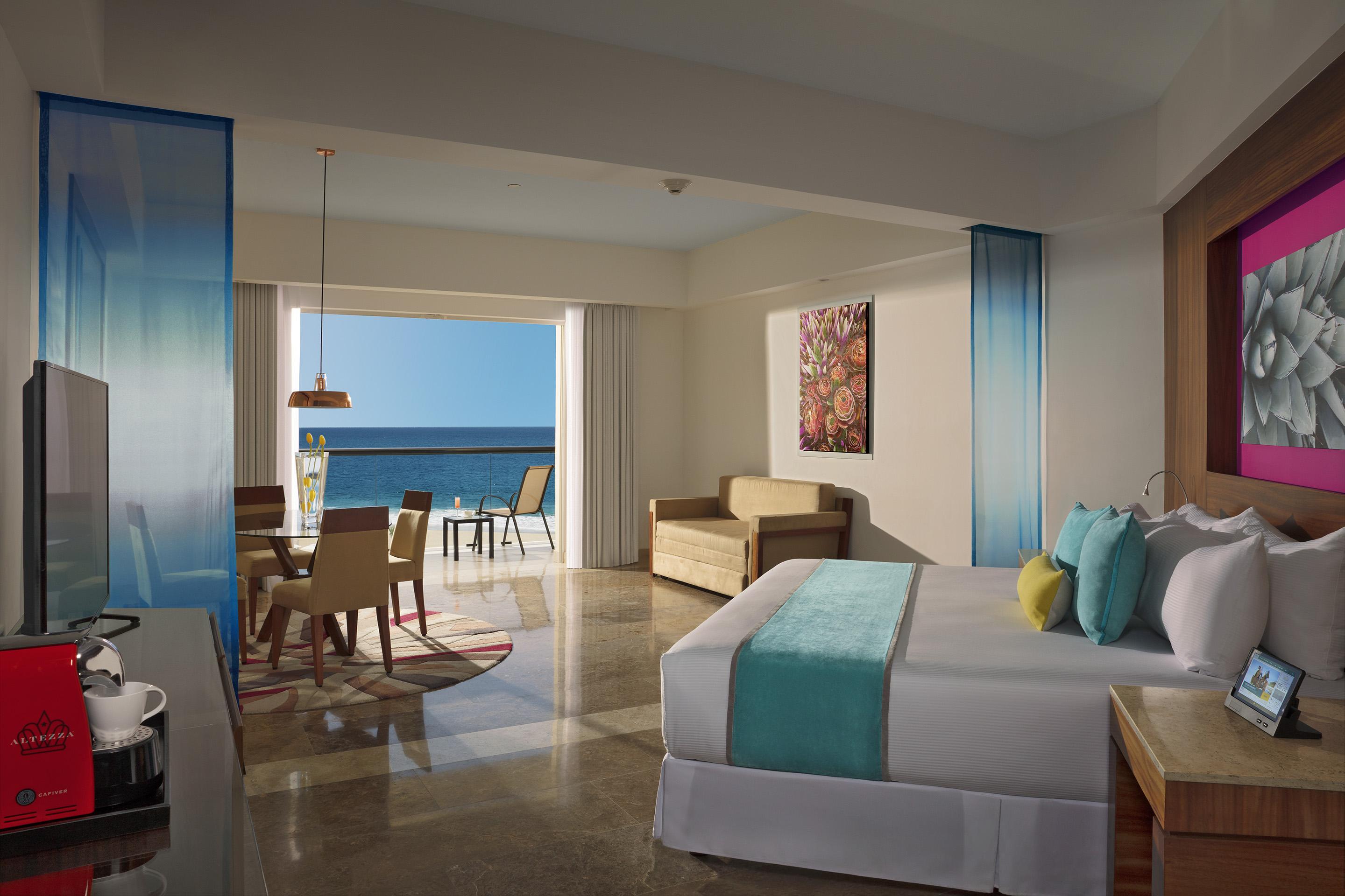 Krystal Grand Cabos