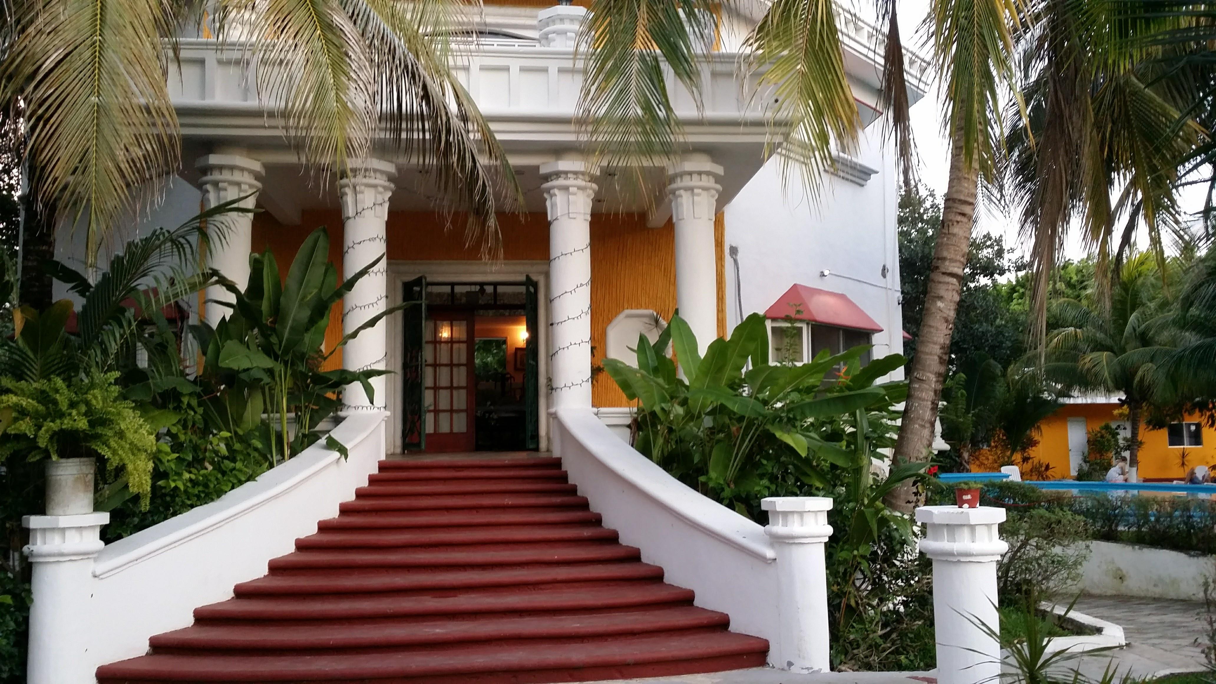 Mansion Giahn Bed & Breakfast
