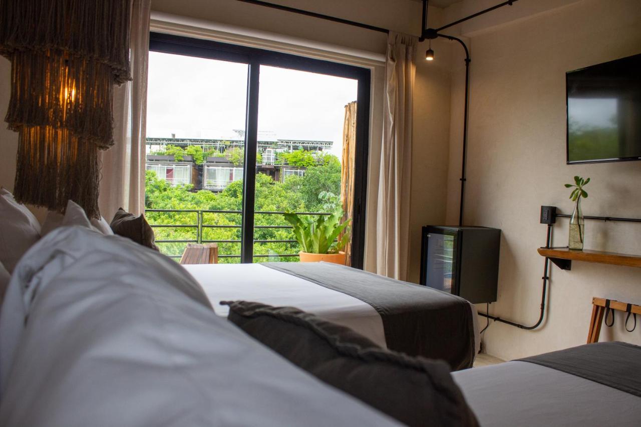 Caribbean Paradise & - 5th Avenue Hotel 4*