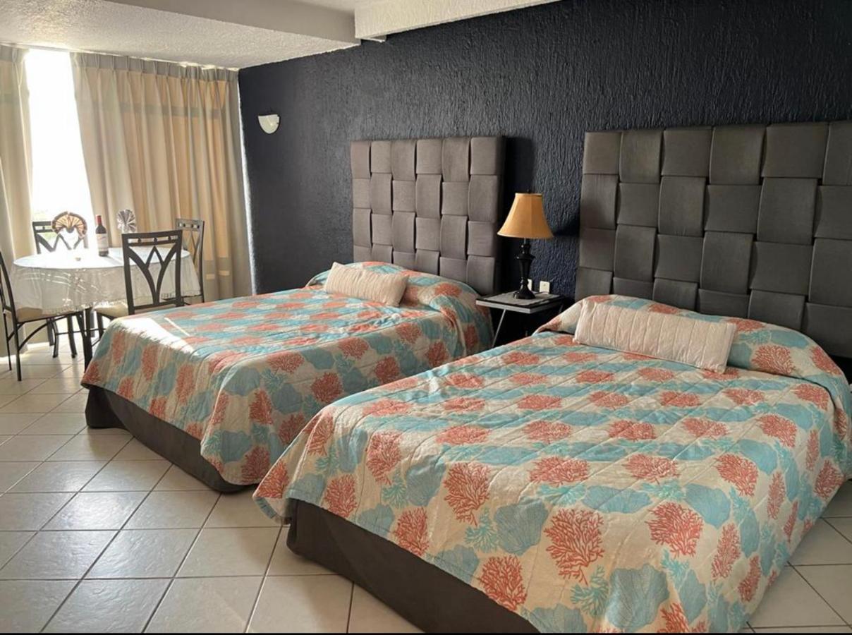 Solymar Apartment *