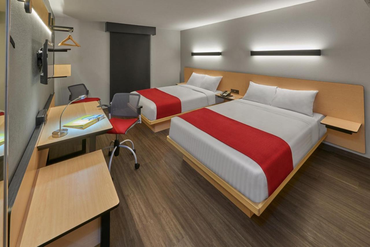 Express By Marriott Hotel 4*