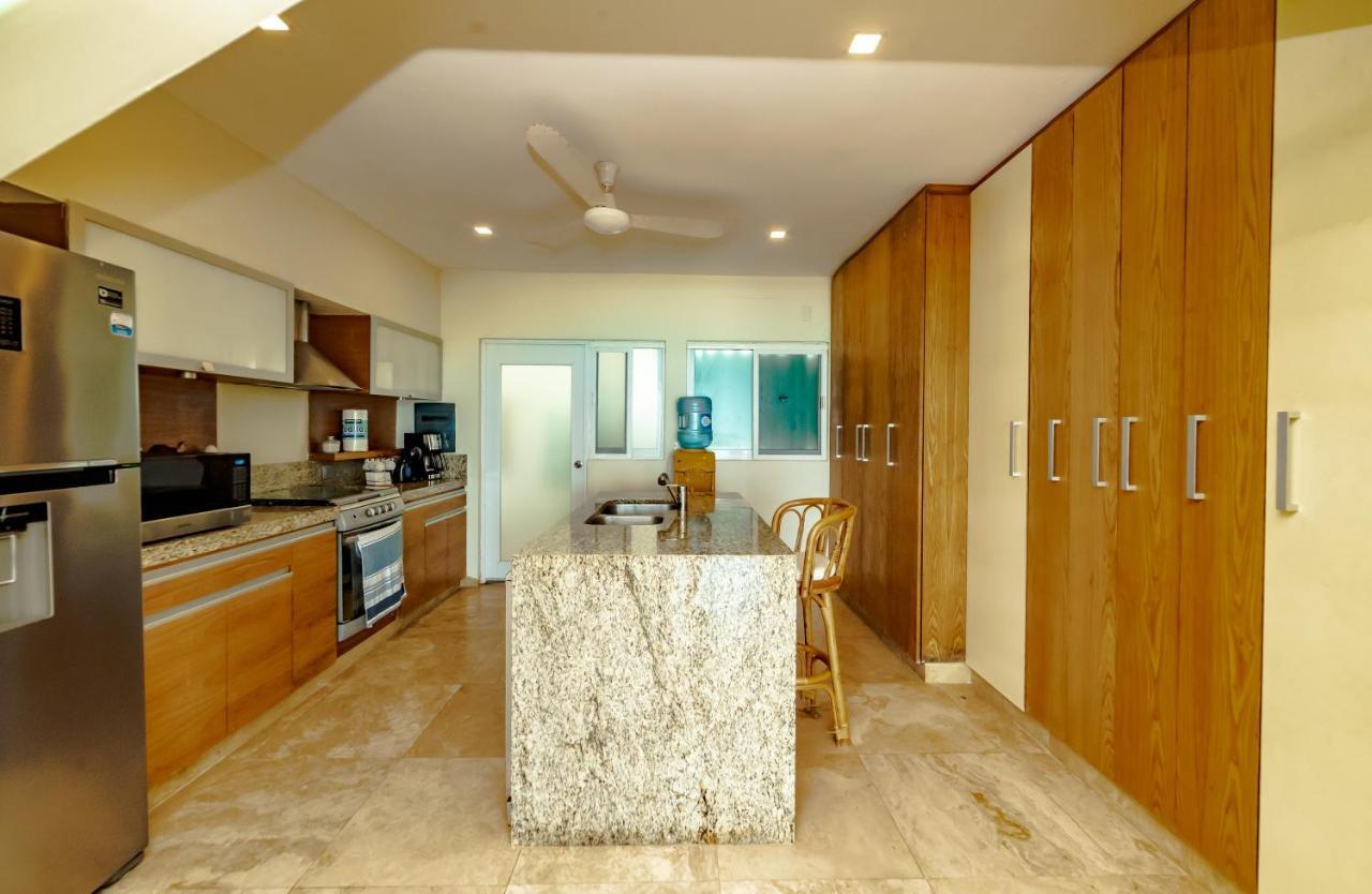 Brisas Shore - Heated Private Pool Apartment Cancun