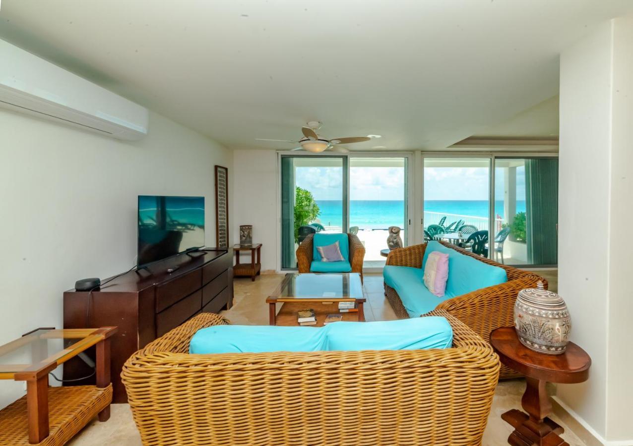 Brisas Shore - Heated Private Pool Apartment Cancun