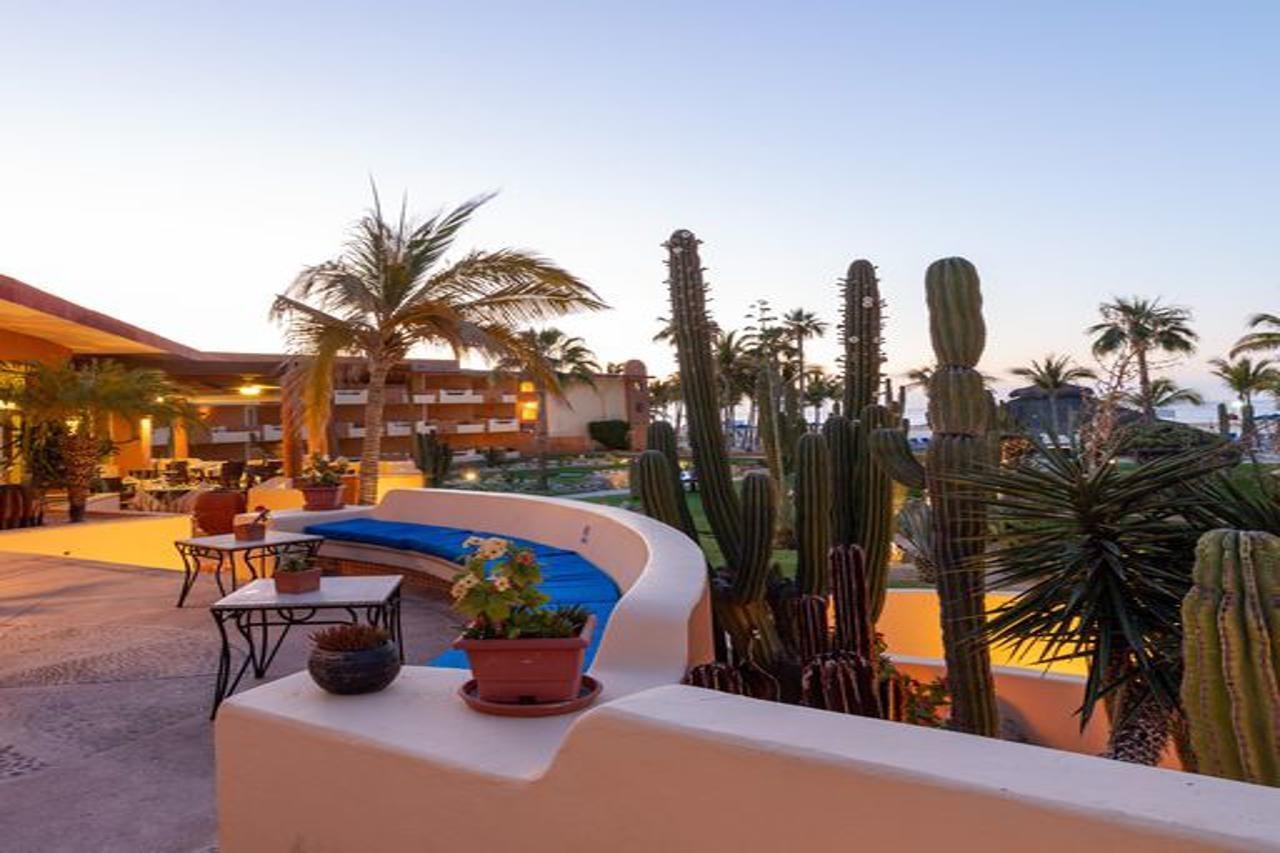 Real Cabos 4*