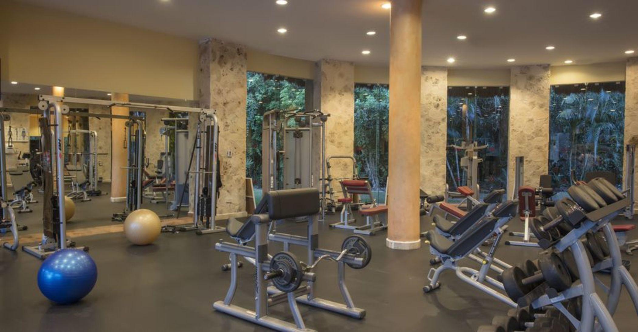 Grand Palladium White & 5*